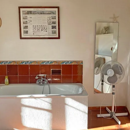 Villa Charmante A Avec Piscine Privee